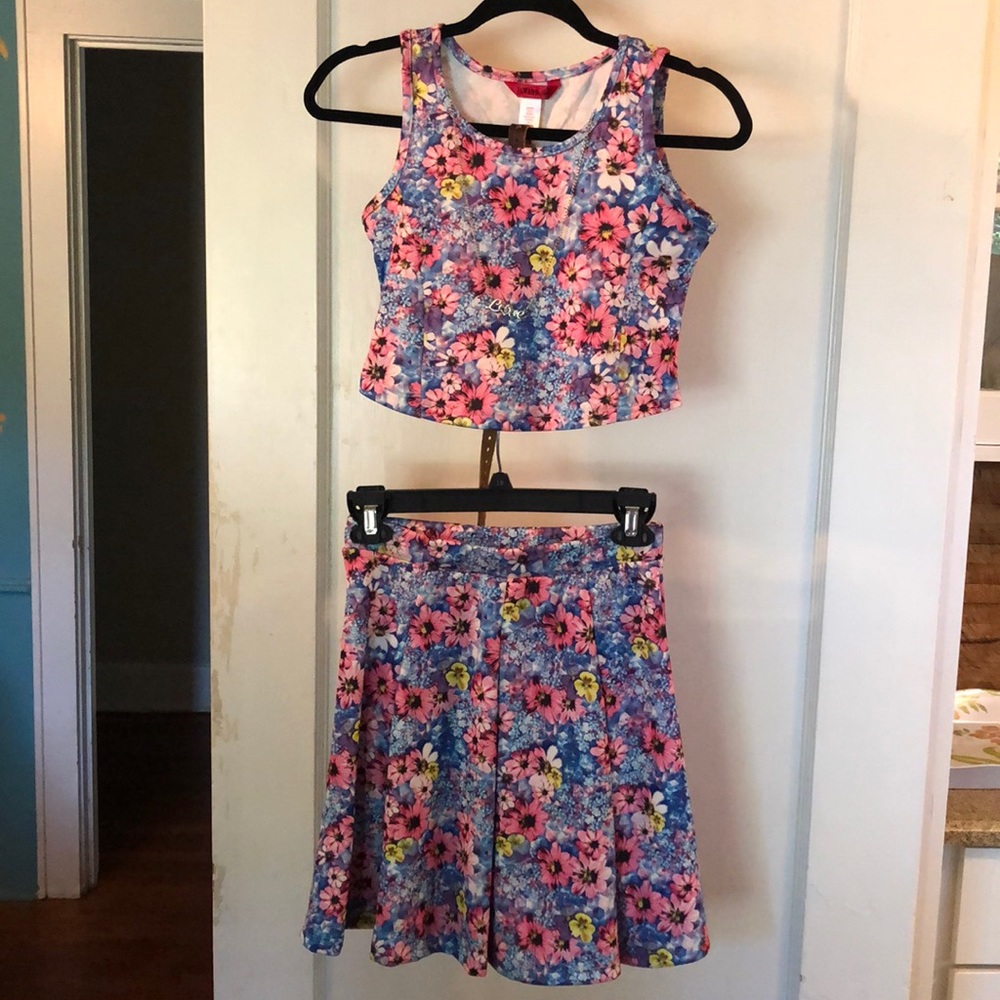 Girls Two Piece Skirt Set